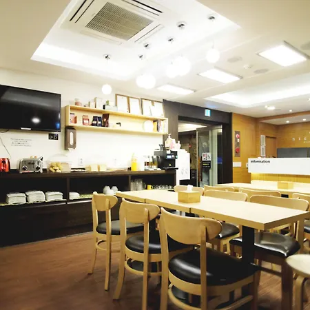 Step Inn Myeongdong 1-2